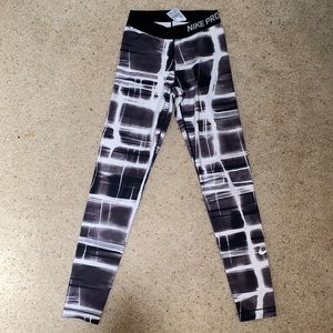 Nike leggings